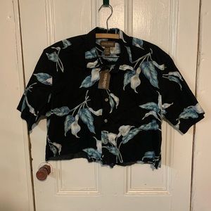NWT Cookie Street Hawaiian Island Crop Top